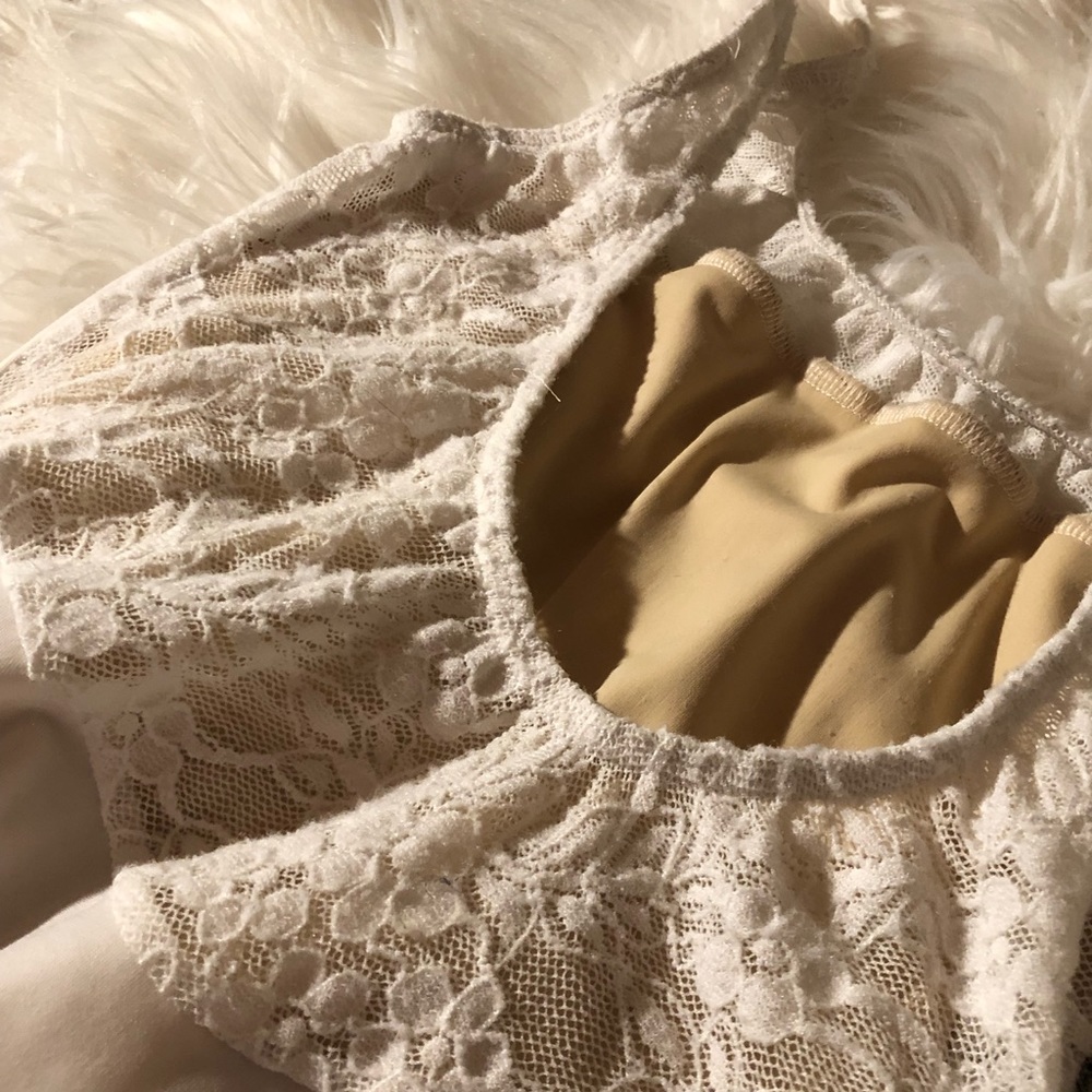 White Class In Leotard Small Lace
